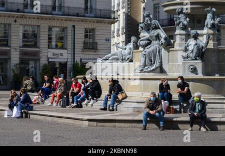 Menschen in Nantes, Frankreich, am 12. Mai 2020 während des Coronavirus-Notfalls (Foto: Estelle Ruiz/NurPhoto) Stockfoto