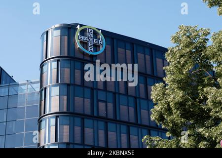 Logo des Bayer-Konzerns in Paris, Frankreich, am 16. Mai 2020. Pharmazie-Konzern Bayer kündigt ein neues Medikament - Nubeqa - gegen Prostatakrebs an. (Foto von Daniel Pier/NurPhoto) Stockfoto