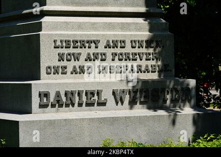 Eine Ansicht des Daniel Webster-Denkmals während der Coronavirus-Pandemie am 20. Mai 2020 im Central Park, New York City. COVID-19 hat sich in den meisten Ländern der Welt verbreitet und forderte über 316.000 Menschenleben mit über 4,8 Millionen gemeldeten Infektionen. (Foto von John Nacion/NurPhoto) Stockfoto