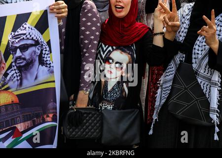 Palästinensische Demonstranten riefen am 22. Juni 2020 bei einer Demonstration gegen Israels Pläne, Teile des besetzten Westjordanlandes in Gaza-Stadt anzugliedern, Parolen. (Foto von Majdi Fathi/NurPhoto) Stockfoto