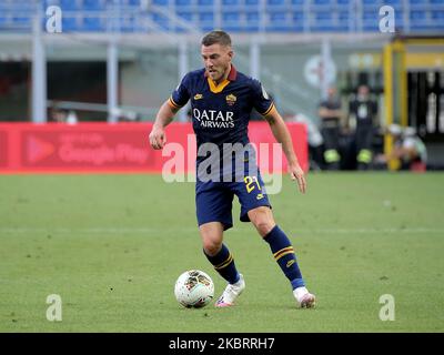 Jordan Veretout von AS Roma in Aktion während der Serie Ein Spiel zwischen AC Mailand und AS Roma im Stadio Giuseppe Meazza am 28. Juni 2020 in Mailand, Italien. (Foto von Giuseppe Cottini/NurPhoto) Stockfoto