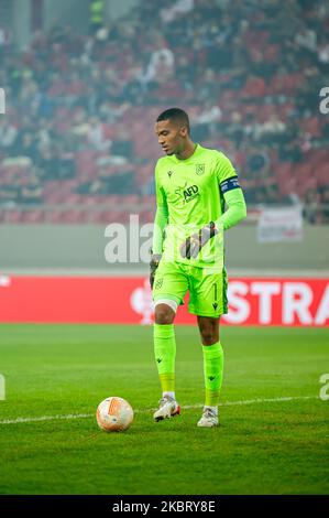 Athen, Griechenland. 03.. November 2022. ALBAN LAFONT vom FC Nantes während des UEFA Europa League Group G-Spiels zwischen Olympiacos FC und FC Nantes im Karaiskakis-Stadion am 3. November 2022 in Athen, Griechenland Credit: Independent Photo Agency/Alamy Live News Stockfoto