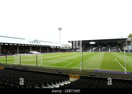 Ein allgemeiner Blick auf das Innere des Stadions während des Sky Bet Championship-Spiels zwischen Fulham und Birmingham City im Craven Cottage, London am Samstag, dem 4.. Juli 2020. (Foto von Jacques Feeney/MI News/NurPhoto) Stockfoto