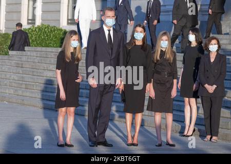 Prinzessin Leonor von Spanien, König von Spanien, Königin Letizia von Spanien und Prinzessin Sofia von Spanien kommen am 06. Juli 2020 in Madrid, Spanien, zu einer Messe zu Ehren der Opfer des Coronavirus in der Kathedrale von La Almudena an. (Foto von Oscar Gonzalez/NurPhoto) Stockfoto