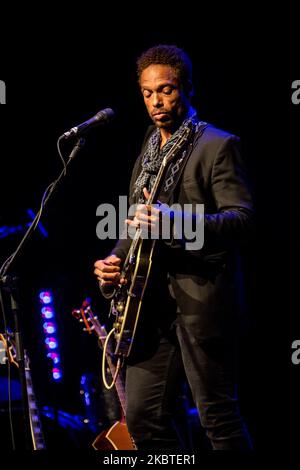 Gary Dourdan, besser bekannt für die Darstellung von Warrick Brown in der Fernsehserie CSI: Crime Scene Investigation, tritt am 22 2015. Mai live in Mailand auf (Foto: Mairo Cinquetti/NurPhoto) Stockfoto