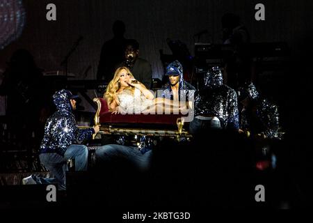 Mariah Carey tritt am 16 2016. April beim Mediolanum Forum in Mailand, Italien, live auf (Foto: Mairo Cinquetti/NurPhoto) Stockfoto