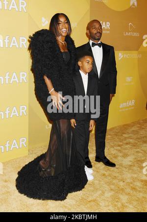 WEST HOLLYWOOD, CA - NOVEMBER 03: (L-R) Kelly Rowland, Titan Witherspoon und Tim Witherspoon nehmen 2022 amfAR Gala Los Angeles im Pacific Design Cent Teil Stockfoto