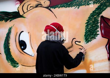 Oumema macht am 27. Januar 2017 während eines Hip-Hop-Festivals in Tunis, Tunesien, ein Graffiti. (Foto von Emeric Fohlen/NurPhoto) Stockfoto