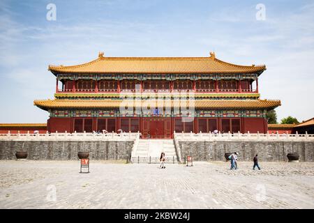 Peking, China, den 22. Mai 2011. Ein Blick auf das Innere der Verbotenen Stadt. Es war der chinesische Kaiserpalast von der Ming-Dynastie bis zum Ende der Qing-Dynastie - die Jahre 1420 bis 1912. Es diente fast 500 Jahre lang als Heim der Kaiser und ihrer Haushalte sowie als zeremonielles und politisches Zentrum der chinesischen Regierung. (Foto von Emeric Fohlen/NurPhoto) Stockfoto