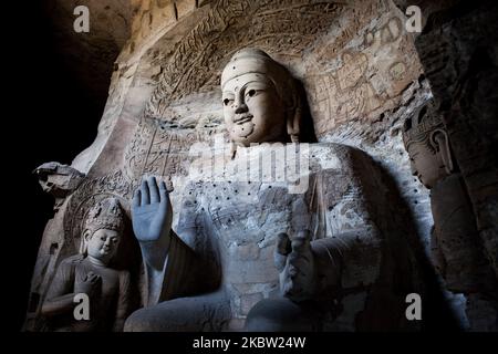 Yungang, China, 25. Mai 2011. Ein buddha aus den Yungang Höhlen. Diese Stätte ist eine alte chinesische buddhistische Tempelgrotte in der Nähe der Stadt Datong in der Provinz Shanxi. Sie sind hervorragende Beispiele für die Felsarchitektur und eine der drei berühmtesten antiken buddhistischen Skulpturen-Stätten Chinas. (Foto von Emeric Fohlen/NurPhoto) Stockfoto