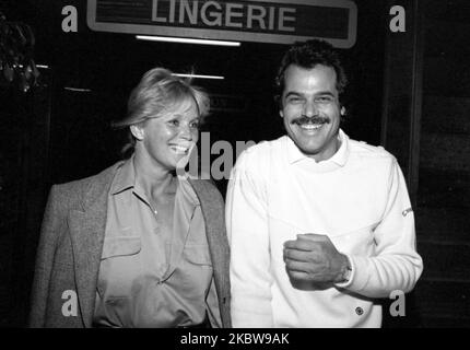 Linda Evans und George Santo Pietro um die 1980er Jahre Credit: Ralph Dominguez/MediaPunch Stockfoto