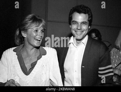 Linda Evans und George Santo Pietro um die 1980er Jahre Credit: Ralph Dominguez/MediaPunch Stockfoto