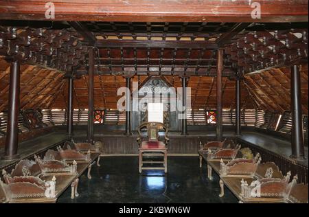 Mantrasala (Ratskammer) im königlichen Palast von Padmanabhapuram in Padmanabhapuram, Tamil Nadu, Indien, am 11. Februar 2020. Padmanabhapuram Palace (auch bekannt als Kalkulam Palace) ist die ehemalige Hauptstadt des ehemaligen Hindu-Königreichs Travancore wurde um 1601 n. Chr. von Iravi Varma Kulasekhara Perumal gebaut. Der Gründer des modernen Travancore, König Anizham Thirunal Marthanda Varma (1706-1758), der Travancore von 1729 bis 1758 regierte, baute den Palast um 1750 wieder auf. (Foto von Creative Touch Imaging Ltd./NurPhoto) Stockfoto