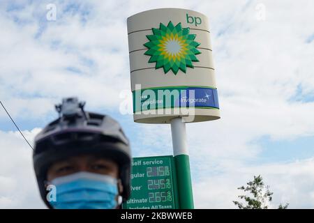 Eine Ansicht einer BP-Tankstelle in Flushing, Queens, New York, am 7. August 2020. BP war bereit, „tranded Assets“ zu verkaufen, selbst wenn die Ölpreise steigen, heißt es im Bericht. (Foto von John Nacion/NurPhoto) Stockfoto