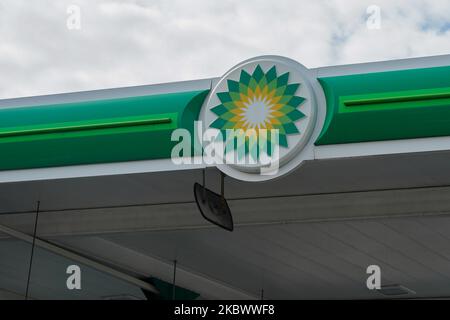 Eine Ansicht einer BP-Tankstelle in Flushing, Queens, New York, am 7. August 2020. BP war bereit, „tranded Assets“ zu verkaufen, selbst wenn die Ölpreise steigen, heißt es im Bericht. (Foto von John Nacion/NurPhoto) Stockfoto