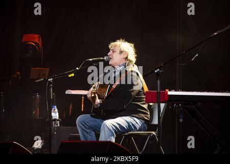 Der portugiesische Künstler Jorge Palma nimmt am fünften Konzert Teil, das acht Konzerte mit portugiesischen Künstlern in den Gärten des PalÃ¡cio de Cristal am 14. August 2020 in Porto, Portugal, veranstaltet. Diese Initiative hat 600 Sitze, die notwendigen Sicherheitsabstände aufgrund der Covid-19-Pandemie, und sie ist auch eine große Unterstützung für den portugiesischen Künstler und die portugiesische Kultur, die aufgrund der Pandemie ohne Mittel der Nachhaltigkeit vorkam. (Foto von Rita Franca/NurPhoto) Stockfoto