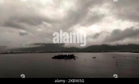 Monsun-Wolken schweben am 15. August 2020 in Ajmer, Rajasthan, Indien. (Foto von Himanshu Sharma/NurPhoto) Stockfoto