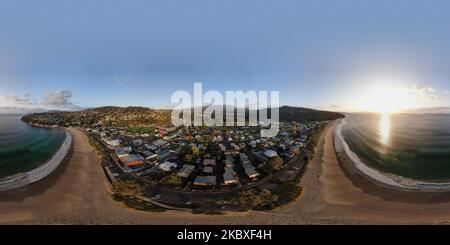 Eine Luftaufnahme der Stadtlandschaft von Hobart mit sandigen Küsten in Australien Stockfoto