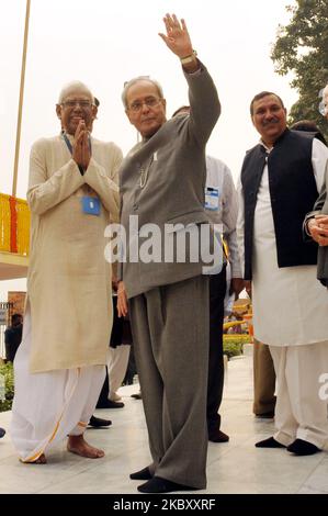 File Photo : Shri Pranab Mukherjee, ehemaliger Präsident von Indien und Bharat Ratna, starb mit 84 Jahren nach einer langen Krankheit. In Neu Delhi, Indien, trauerten führende Persönlichkeiten aus allen Gesellschaftsschichten um den politischen Verstandenen. (Foto von Debajyoti Chakraborty/NurPhoto) Stockfoto