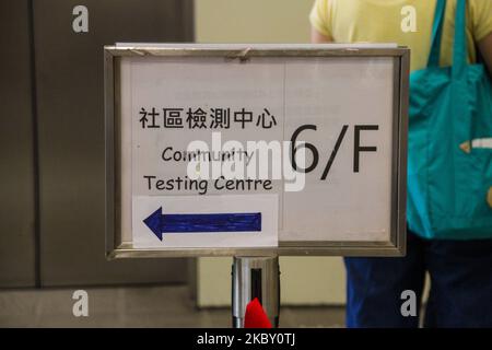 In einem der stadtweiten Covid-19-Testzentren in Hongkong, China, am 2. September 2020. Mehr als eine halbe Million Einwohner haben sich für das kostenlose Regierungsprogramm Kwun Chung Municipal Services Building, Jordanien, Kowloon, Hongkong, angemeldet. (Foto von Tommy Walker/NurPhoto) Stockfoto