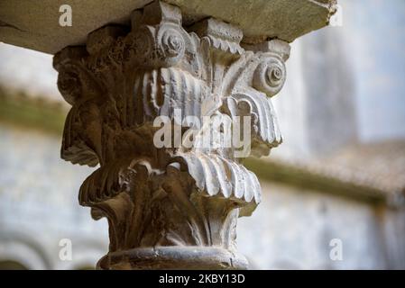 Kloster und Details der Hauptstädte der Kathedrale von Girona (Katalonien, Spanien) ESP: Claustro y detalles de los capiteles de la catedral de Gerona Stockfoto