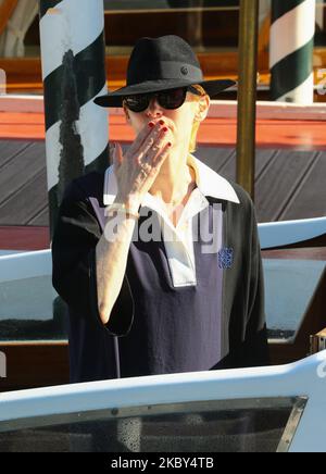 Tilda Swinton wird gesehen, wie er am 04. September 2020 während des Filmfestivals in Venedig 77. im Excelsior ankommt. (Foto von Matteo Chinellato/NurPhoto) Stockfoto