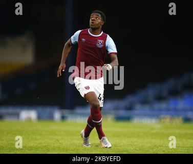 Ademipo Odubeke von West Ham United U21 im Einsatz während der EFL Trophy Southern Group Abetween Southend United und West Ham United U21 im Roots Hall Stadium, Southend, UK am 08.. September 2020 (Foto by Action Foto Sport/NurPhoto) Stockfoto