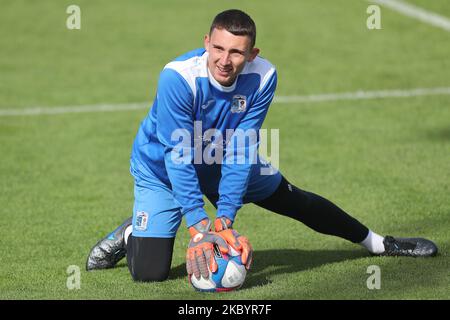 Barrows Joel Dixon erwärmt sich vor dem Sky Bet League 2-Spiel zwischen Barrow und Stevenage am 12.. September 2020 in der Holker Street, Barrow-in-Furness, England. (Foto von Mark Fletcher/MI News/NurPhoto) Stockfoto