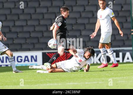 Milton Keynes Dons David Kasumu während der ersten Hälfte des Sky Bet League 1-Spiels zwischen MK Dons und Lincoln City im Stadium MK, Milton Keynes, England, am 19. September 2020. (Foto von John Cripps/MI News/NurPhoto) Stockfoto