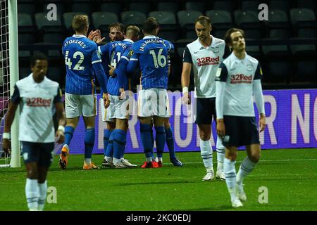 Brightons Alexis MacAllister feiert den 2-0. September beim Carabao Cup-Spiel zwischen Preston North End und Brighton und Hove Albion am 23.. September 2020 in Deepdale, Preston, England. (Foto von Chris Donnelly/MI News/NurPhoto) Stockfoto