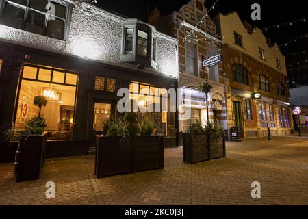 Am ersten Freitagabend wurden die Pubs aufgrund der Sperrstunde der Regierung in Northampton, England, am 25.. September 2020 geschlossen. (Foto von Leila Coker/MI News/NurPhoto) Stockfoto