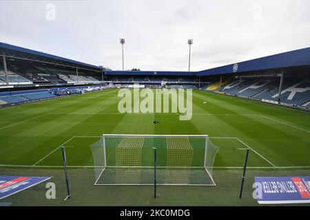 Gesamtansicht des Queens Park Ranger Stadions während des Sky Bet Championship Spiels zwischen Queens Park Rangers und Middlesbrough im Kiyan Prince Foundation Stadium am 26. September 2020 in London, England. (Foto von MI News/NurPhoto) Stockfoto