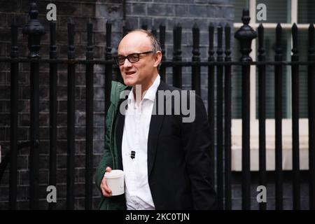 Dominic Cummings, Chefberater des britischen Premierministers Boris Johnson, kommt am 29. September 2020 zur Arbeit in der Downing Street in London, England, an. (Foto von David Cliff/NurPhoto) Stockfoto