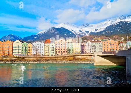 Panoramablick auf Innsbruck, Alpen, Österreich Stockfoto