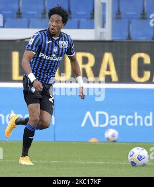 Johan Mojica von Atalanta BC in Aktion während des Serie-A-Spiels zwischen Atalanta BC und Cagliari Calcio im Gebiss-Stadion am 4. Oktober 2020 in Bergamo, Italien. (Foto von Giuseppe Cottini/NurPhoto) Stockfoto