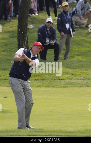 Der US-Teamspieler Phil Mickelson ist in der Halle 3. während des PGA Presidents Cup Mix Match am 10. Oktober 2015 beim Jack Nicklaus GC in Incheon, Südkorea, aktiv. (Foto von Seung-il Ryu/NurPhoto) Stockfoto