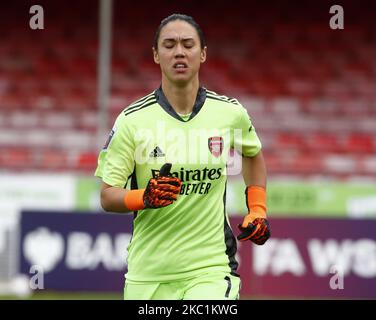 CRAWLEY, ENGLAND - 11. OKTOBER:Manuela Zinsberger von Arsenal beim Spiel der Barclays FA Women Super League zwischen Brighton und Hove Albion Women und Arsenal am 11. Oktober 2020 im People's Pension Stadium in Crawley, England (Foto by Action Foto Sport/NurPhoto) Stockfoto