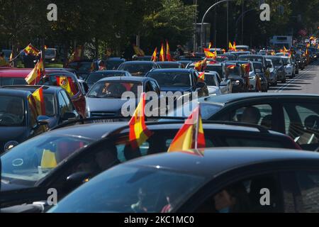 Protest gegen die von rrss einberufene und von vox zitierte Regierung in Madrid, Spanien, am 0ctober 12. 2020. (Foto von Antonio Navia/NurPhoto) Stockfoto