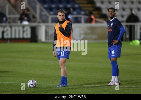 Harrys Oates und Mason Bloomfield von Hartlepool United während des Spiels der Vanarama National League zwischen Hartlepool United und Bromley im Victoria Park, Hartlepool, am Dienstag, den 13.. Oktober 2020. (Foto von Mark Fletcher/MI News/NurPhoto) Stockfoto