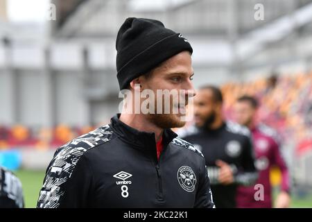 Mathias Jensen beim Sky Bet Championship-Spiel zwischen Brentford und Coventry City im Brentford Community Stadium am 17. Oktober 2020 in Brentford, England. (Foto von MI News/NurPhoto) Stockfoto