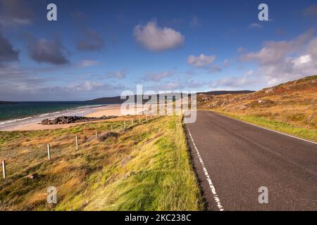 Großer Sandstrand bei Gairloch an der atlantikküste von Wester Ross, Schottland Stockfoto
