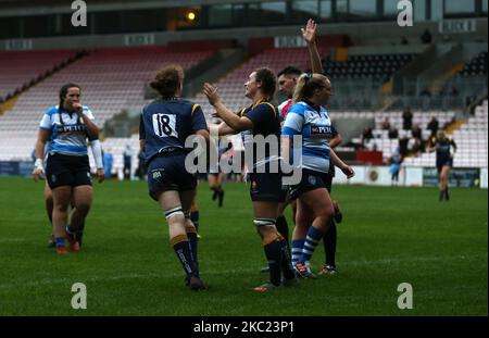 Philippa Rawbone von Worcester Warriors Womens erzielt am Samstag, dem 17.. Oktober 2020, einen zweiten Halbversuch während des ALLIANZ PREMIER 15S-Matches DER DAMEN zwischen Darlington Mowden Park Sharks und Worcester Warriors in der Northern Echo Arena, Darlington. (Foto von Chris Booth/MI News/NurPhoto) Stockfoto