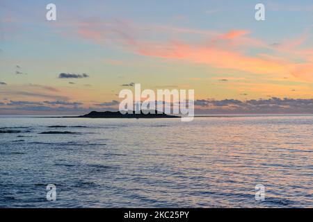 Sonnenuntergang auf der Insel, Licosa, italien Stockfoto