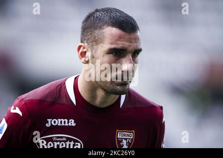 Torino-Stürmer Federico Bonazzoli (26) blickt während des Fußballspiels Nr.4 TORINO - CAGLIARI am 18. Oktober 2020 im Stadio Olimpico Grande Torino in Turin, Piemont, Italien, auf. Endergebnis: Turin-Cagliari 2-3. (Foto von Matteo Bottanelli/NurPhoto) Stockfoto