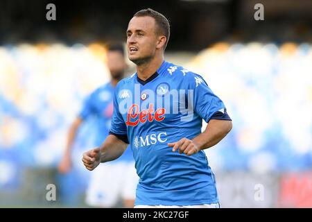 Stanislav Lobotka vom SSC Napoli schaut während des Serie-A-Spiels zwischen SSC Napoli und Atalanta BC im Stadio San Paolo, Neapel, Italien, am 17. Oktober 2020. (Foto von Giuseppe Maffia/NurPhoto) Stockfoto