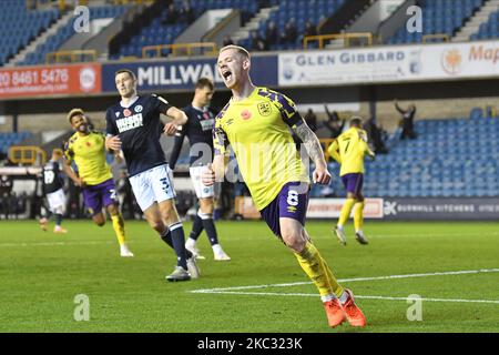 Lewis O'Brien aus Huddersfield Town feiert sein Tor während des Sky Bet Championship-Spiels zwischen Millwall und Huddersfield Town am 31. Oktober 2020 in London, England. (Foto von MI News/NurPhoto) Stockfoto