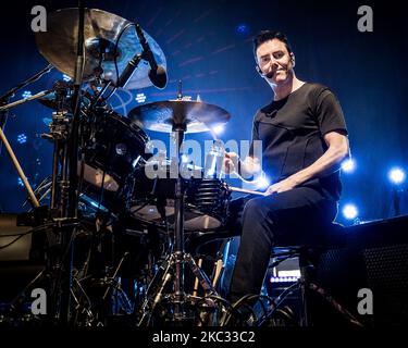 Der Drehbuchdrummer Glen Power tritt am 3. November 2022 live in Oslo auf Stockfoto