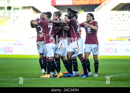 Der FC Turin feiert während der Serie Ein Spiel zwischen dem FC Turin und der SS Lazio im Stadio Olimpico Grande Torino am 1. November 2020 in Turin, Italien. (Foto von Alberto Gandolfo/NurPhoto) Stockfoto