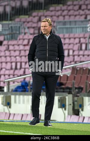 Ronald Koeman während des Spiels zwischen dem FC Barcelona und dem FC Dynamo Kiew, das der Woche 4 der UEFA Champions League entspricht, spielte am 04.. November 2020 im Camp Nou Stadium in Barcelona, Spanien. -- (Foto von Urbanandsport/NurPhoto) Stockfoto
