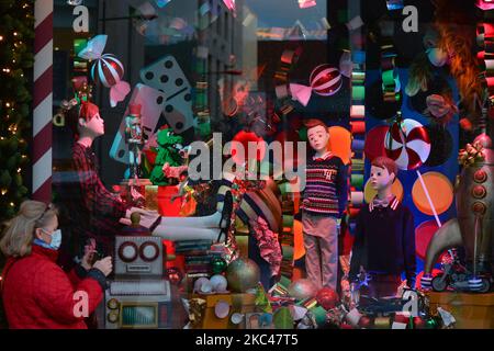 Ein Blick auf das neue Kaufhaus Arnotts zur Weihnachtszeit. Am Mittwoch, den 18. November 2020, in Dublin, Irland. (Foto von Artur Widak/NurPhoto) Stockfoto